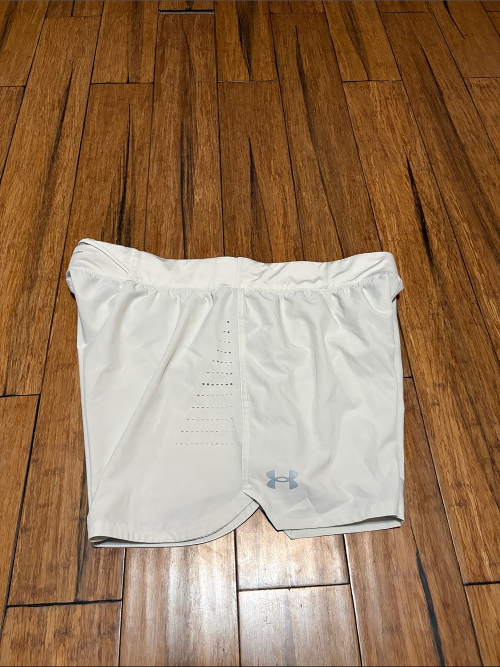 Under Armour Women’s Speedpocket Running Shorts Sz 2x Yoga Athletic Gym White - Picture 5 of 8
